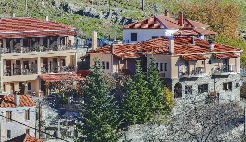 Lefteris Hotel Alatopetra Exterior photo